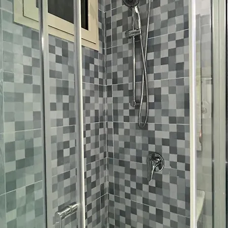 Bed & Breakfast La Casa Di Raffaele Centro 4*