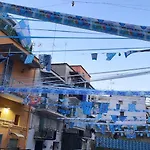 La Casa Di Raffaele Centro 4* نابولي