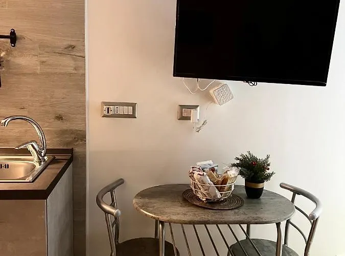 Oda ve Kahvaltı La Casa Di Raffaele Centro Napoli