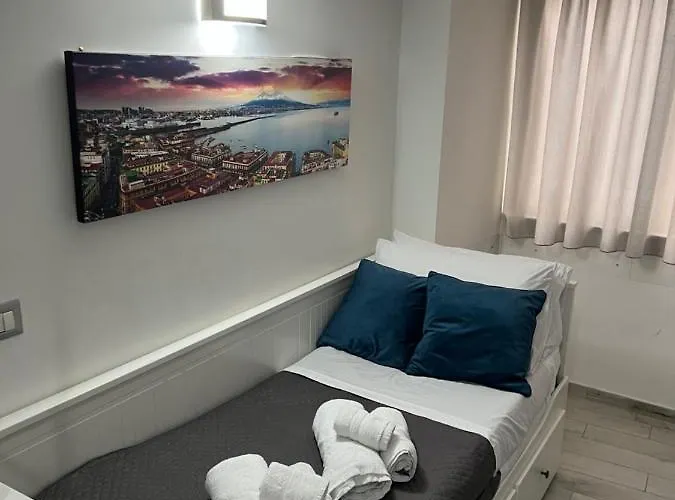 La Casa Di Raffaele Centro Oda ve Kahvaltı 4*
