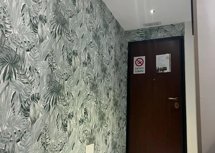 La Casa Di Raffaele Centro 4*